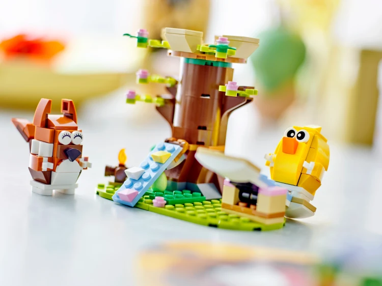 LEGO ICONIC 40709 Wiosenny plac zabaw dla zwierząt