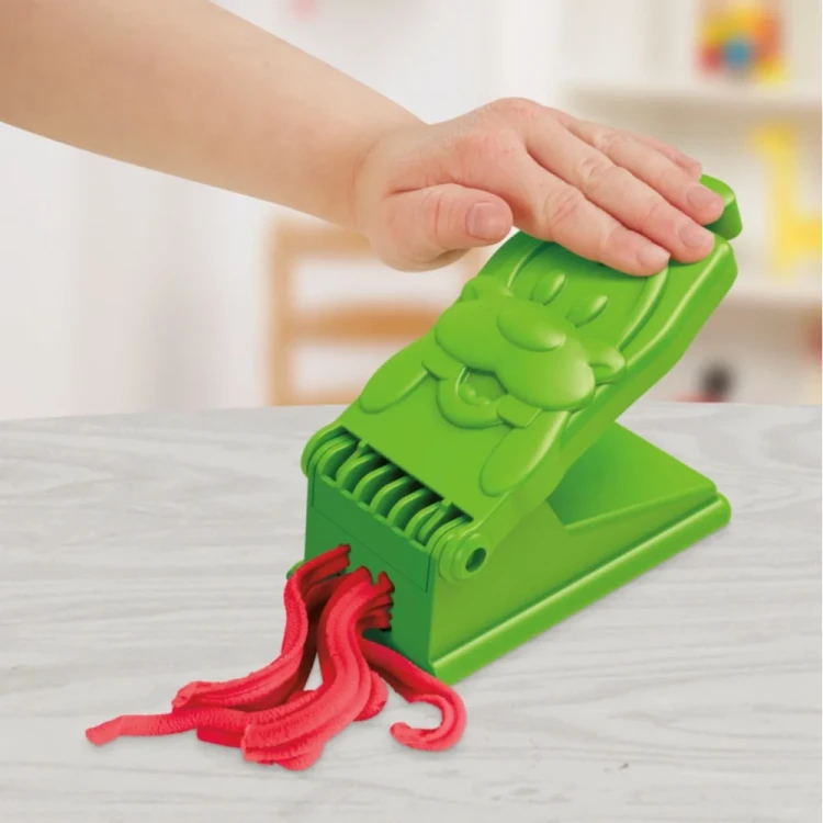play-doh-ciastolina-disney-myszka-miki-bajkowa-opowiesc-akcesoria-g2324.jpg-8.webp