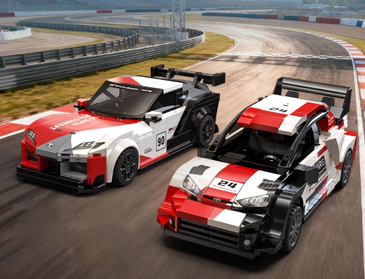 pol_pl_Klocki-konstrukcyjne-CaDA-wyscigowka-Samochod-wyscigowy-Toyota-GR-Supra-GT4-324-elementy-40906_10.jpg